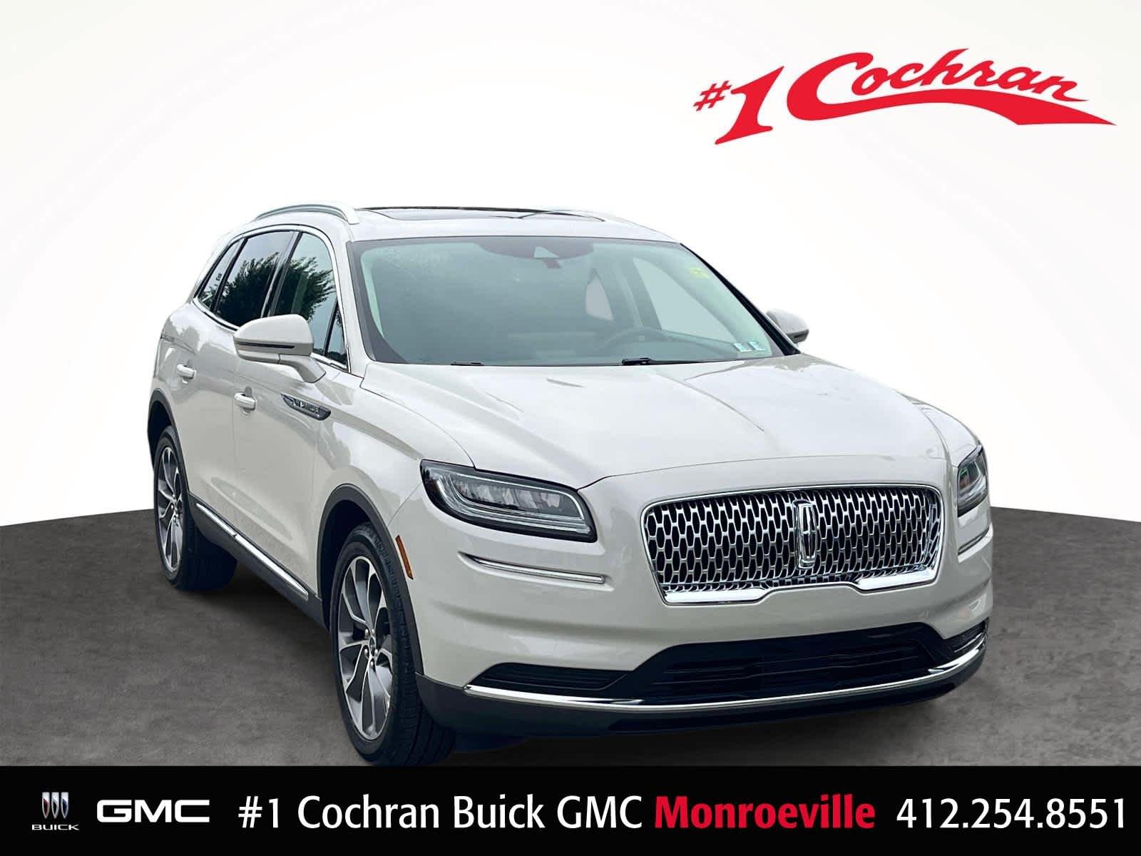 Used 2023 Whi/white Lincoln Reserve image 1