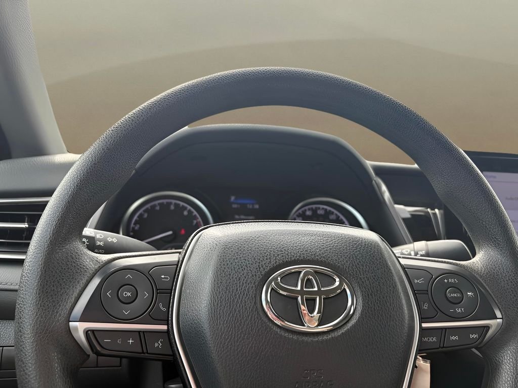 2024 Toyota Camry LE - Photo 10