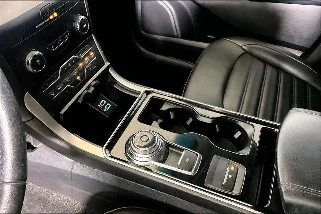 Certified Used 2020 Magnetic Ford SEL image 39