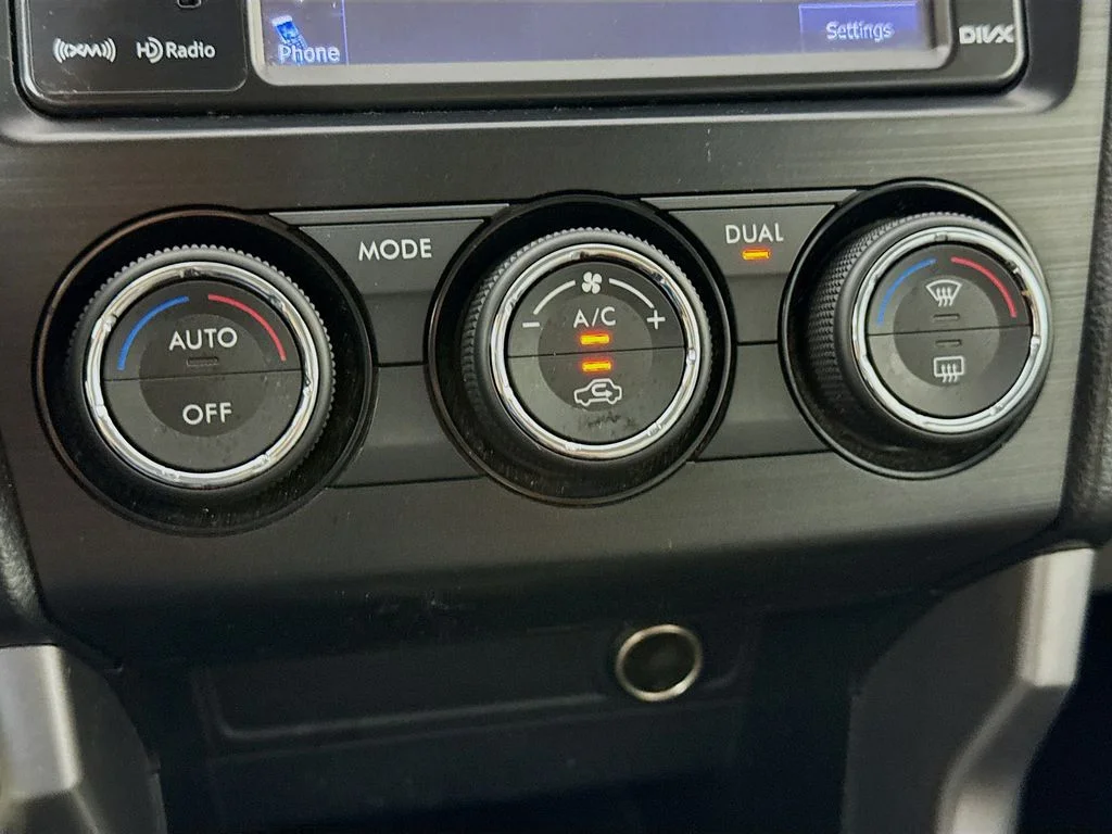 Used 2014 Gray Subaru 2.5i Touring image 18