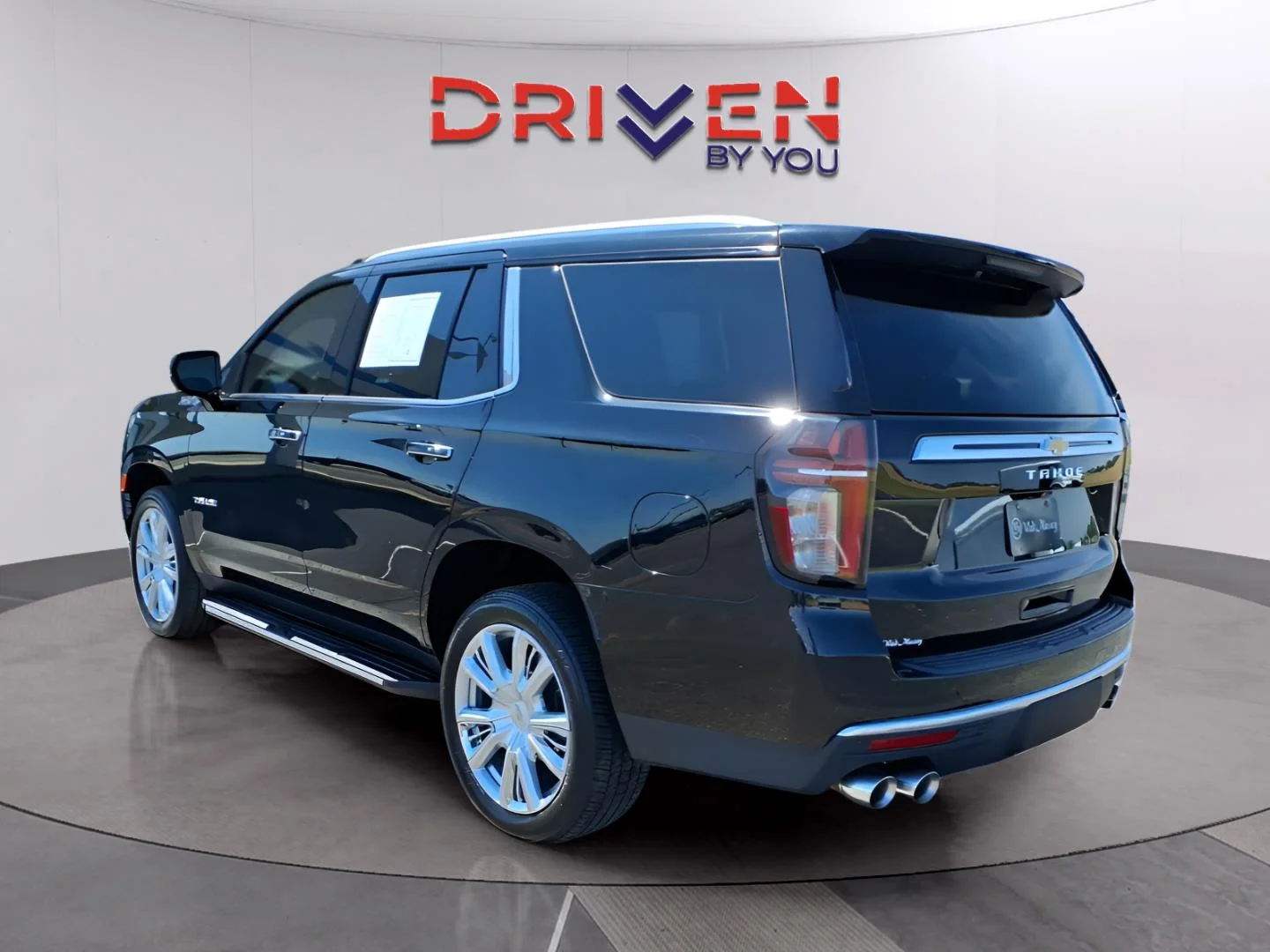 Used 2023 Black Chevrolet High Country image 3