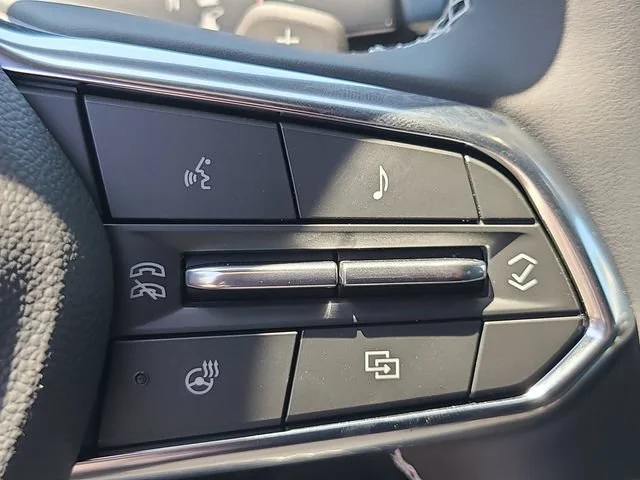 New 2026 Summit White Chevrolet LT image 27