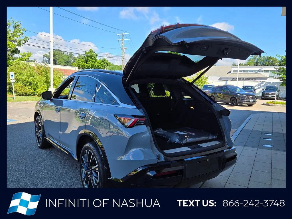 New 2027 2T HRBR GRAY INFINITI Autograph AWD image 19