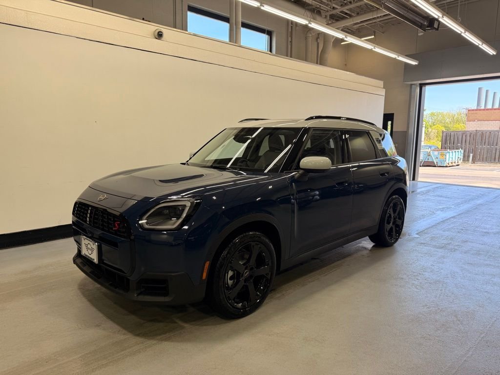 2027 MINI Countryman's photo