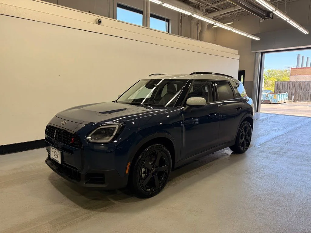 2027 MINI Countryman's photo