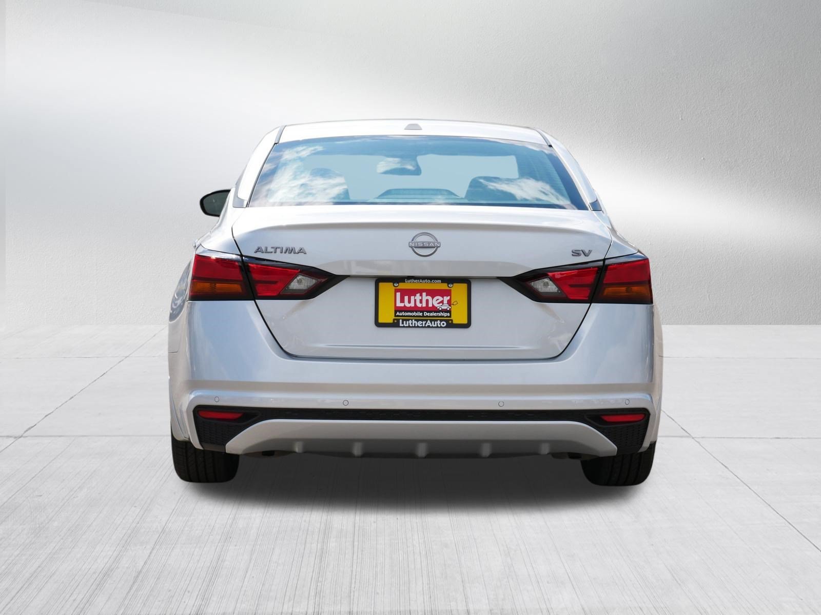 2023 Nissan Altima SV - Photo 6
