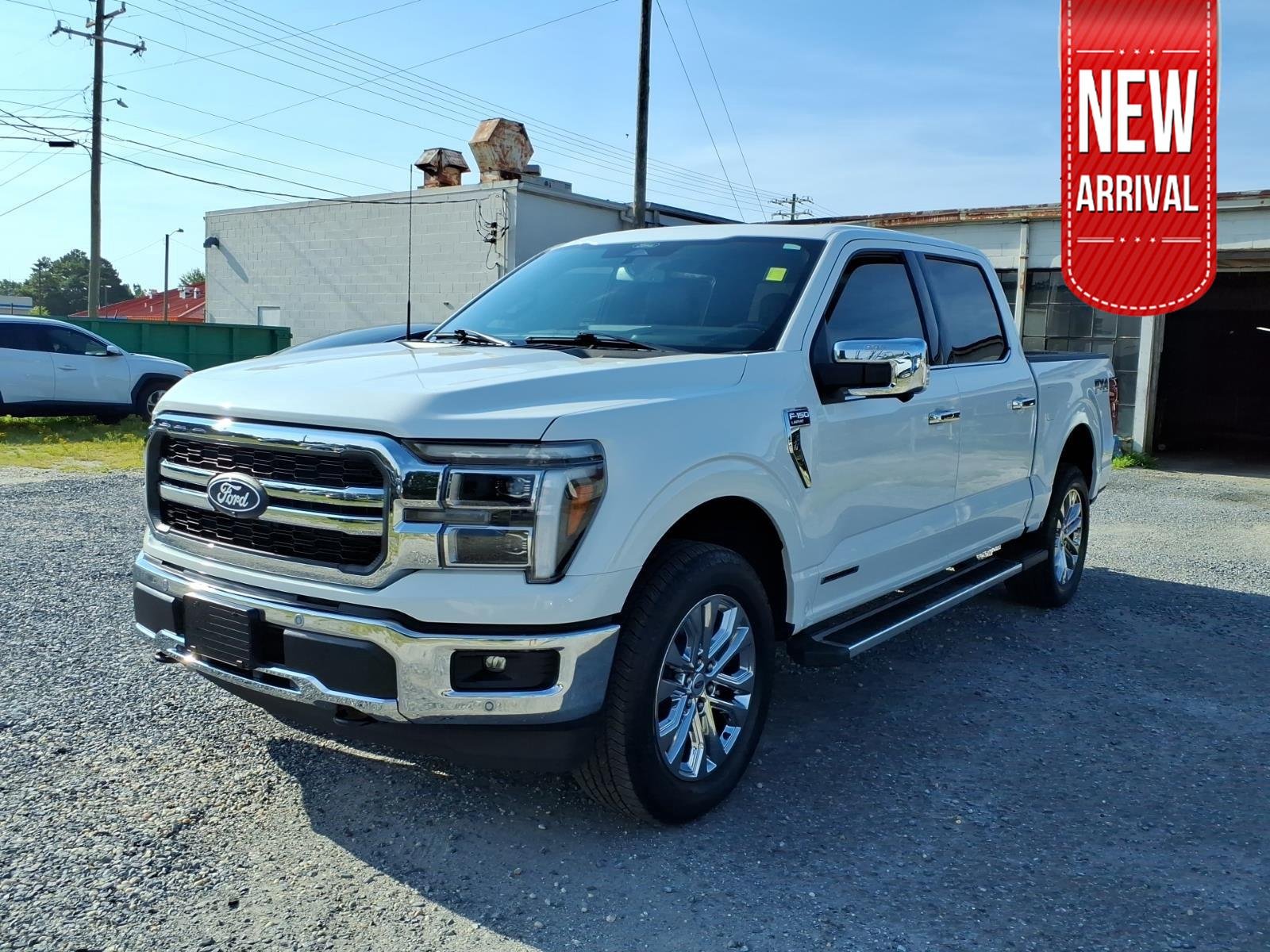 Used 2025 Star White Metallic Tri-Coat Ford LARIAT image 1