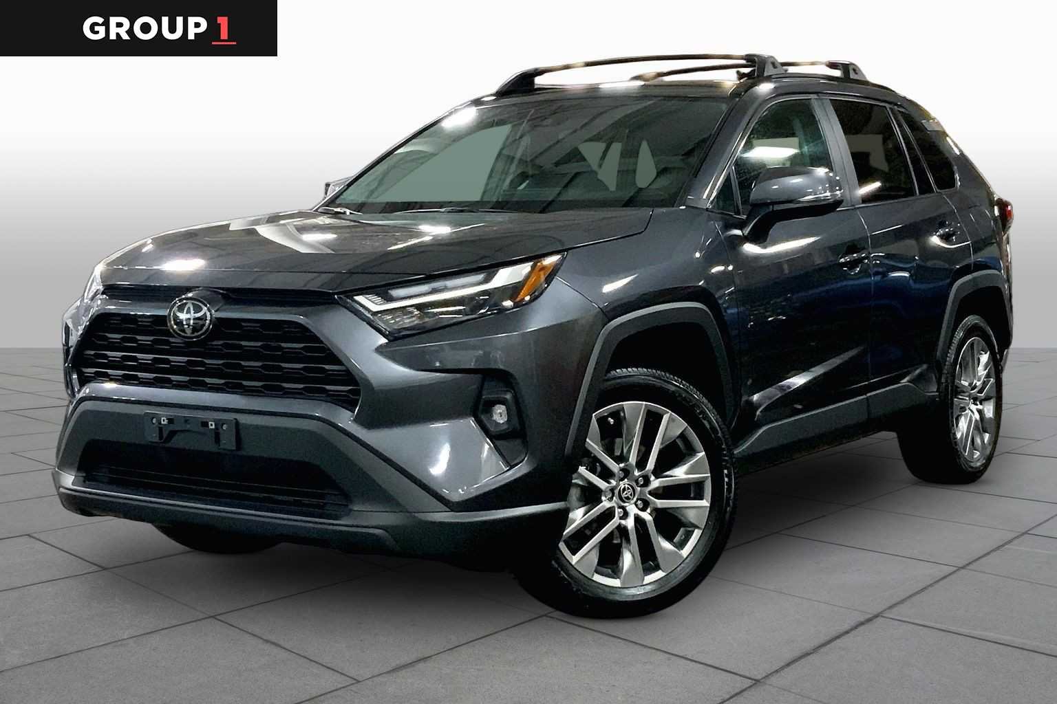 2022 Toyota RAV4 XLE Premium