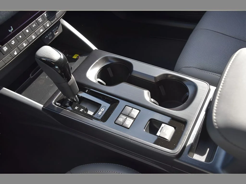2026 Subaru Outback Limited - Photo 36