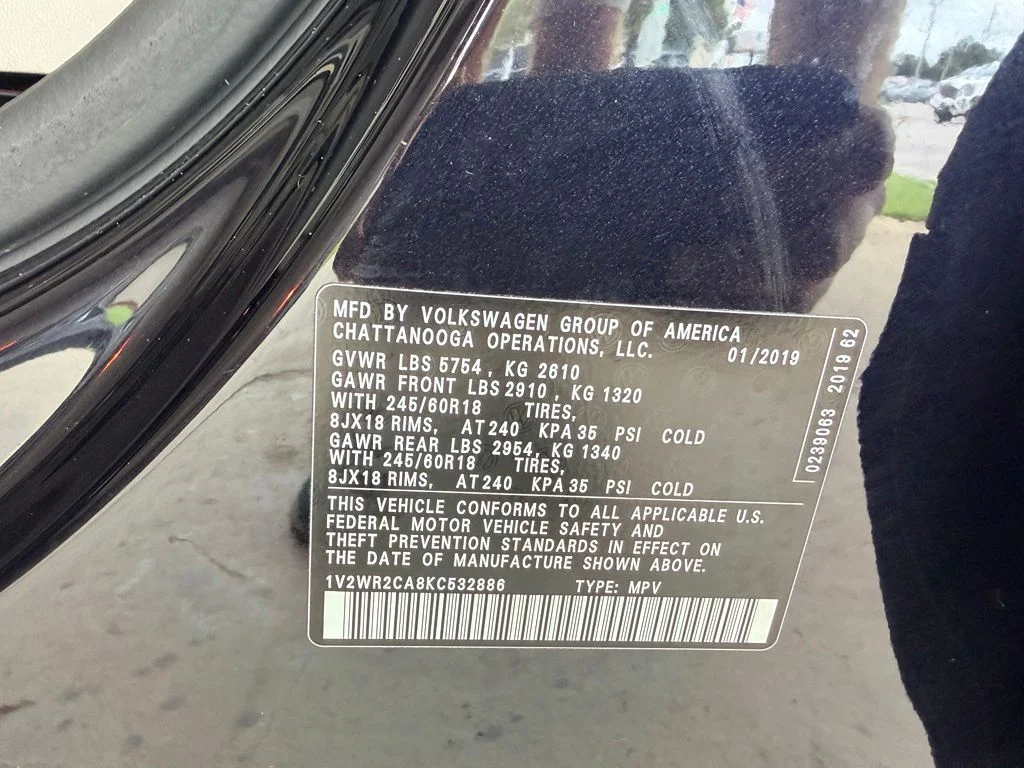 Used 2019 Black Volkswagen 3.6L V6 SE image 39