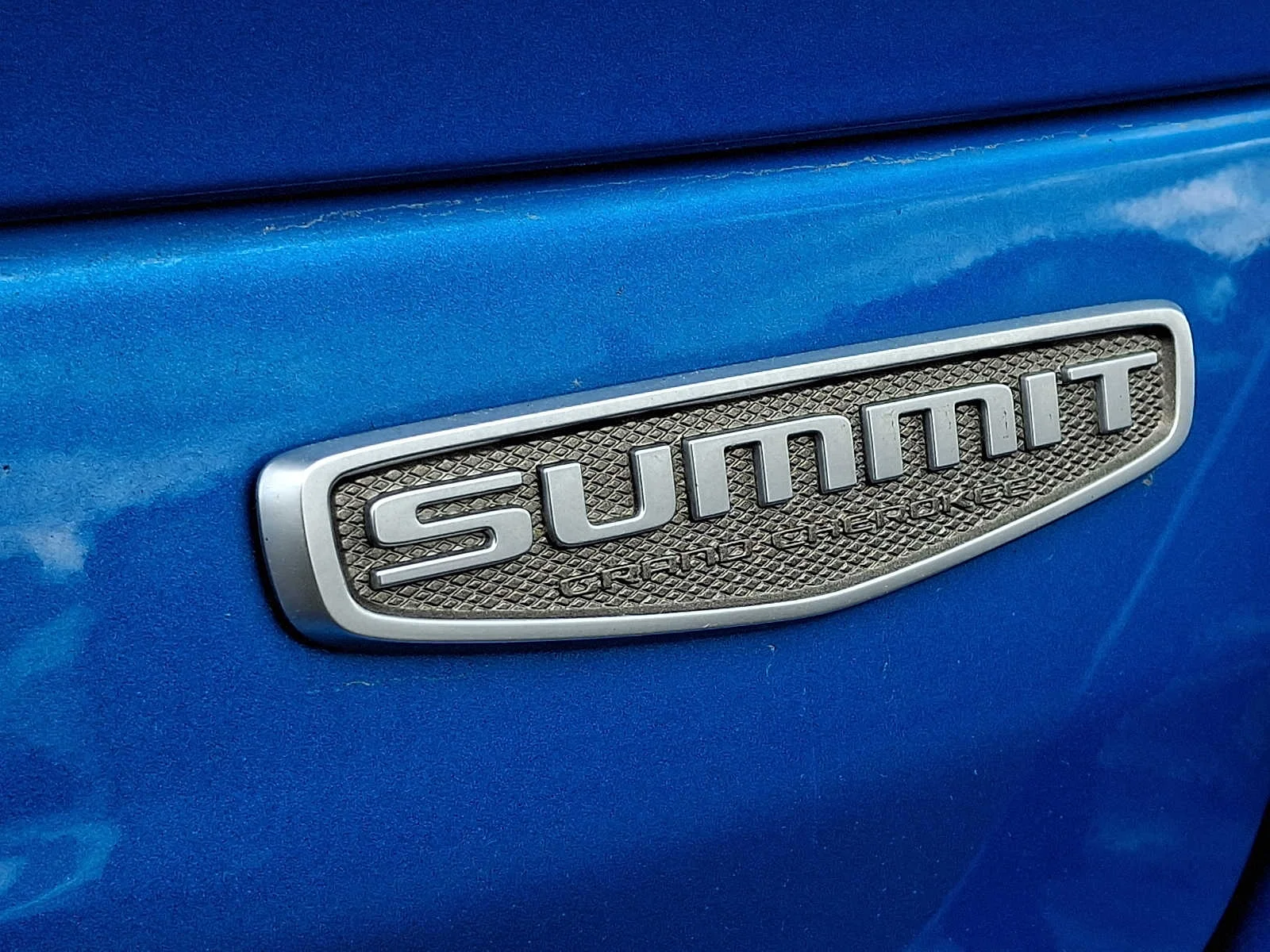 Used 2023 Hydro Blue Pearlcoat Jeep Summit Reserve image 32
