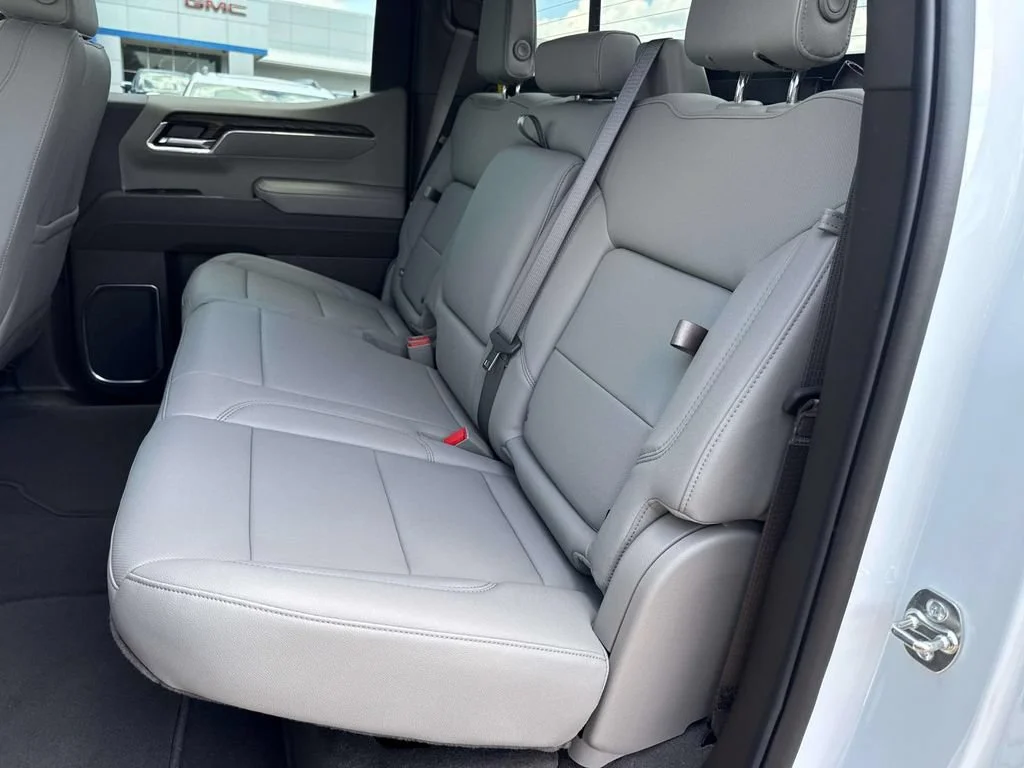 2026 GMC Sierra 1500 SLT - Photo 28