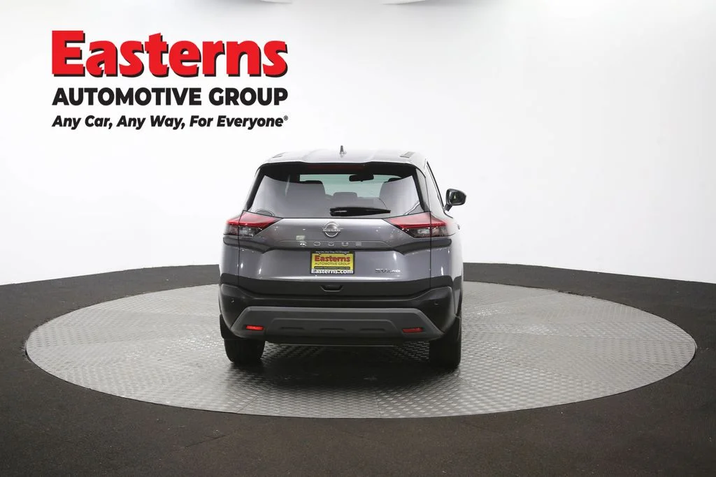 Used 2023 Gray Nissan SV image 38