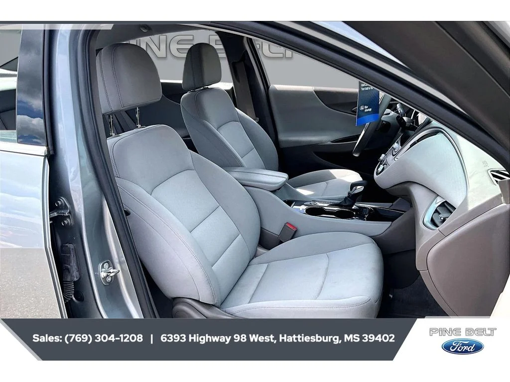 Used 2024 Sterling Gray Metallic Chevrolet LT image 6