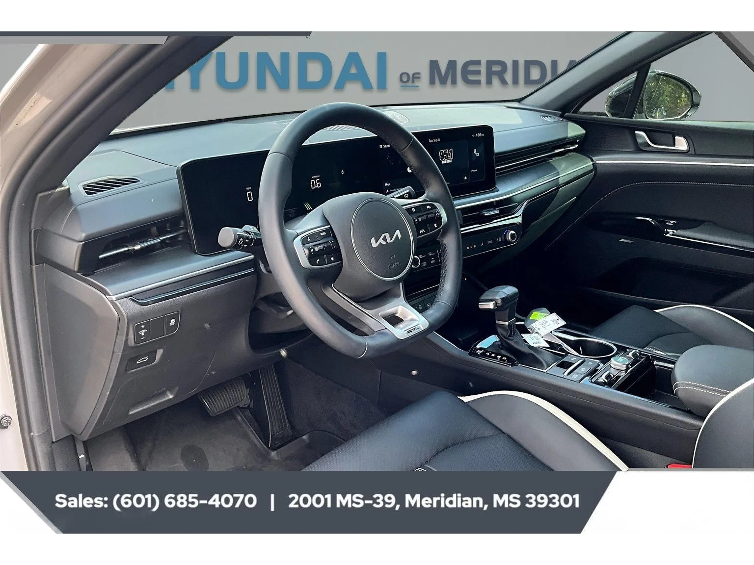 Used 2026 Wolf Gray Kia GT-Line image 12