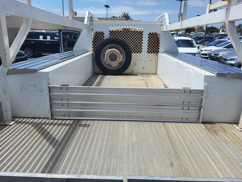 Certified Used 2019 White Ford XL image 19