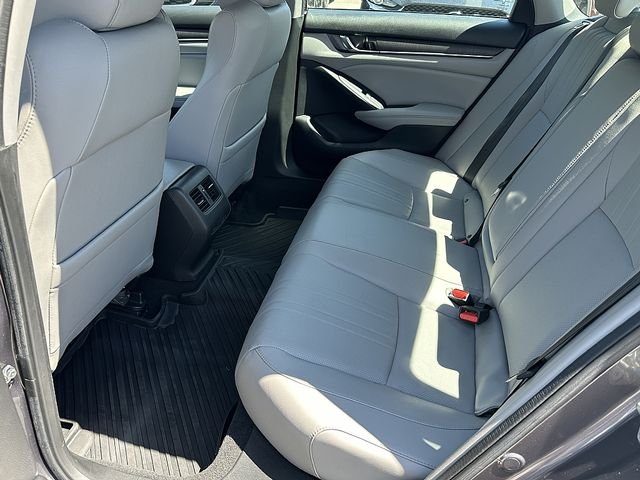 Used 2020  Honda EX-L image 15