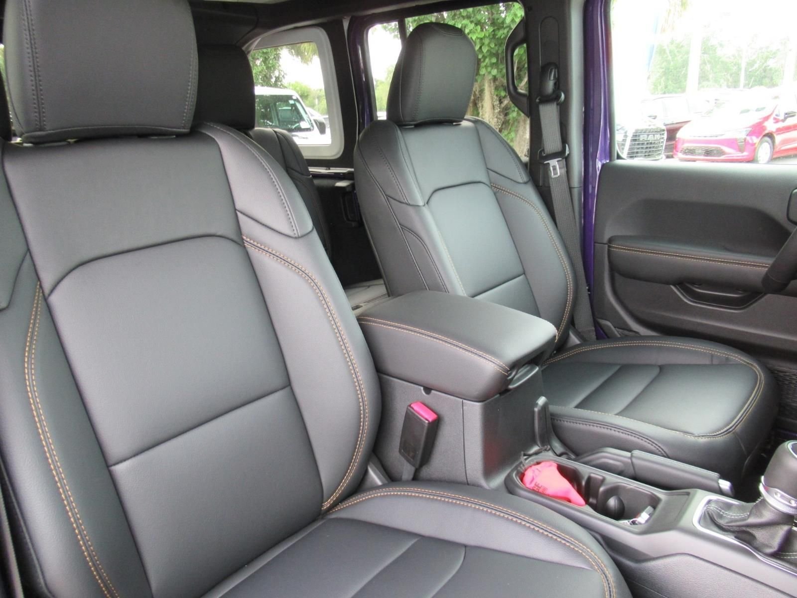 New 2026 Reign Exterior Paint Jeep Sahara image 9