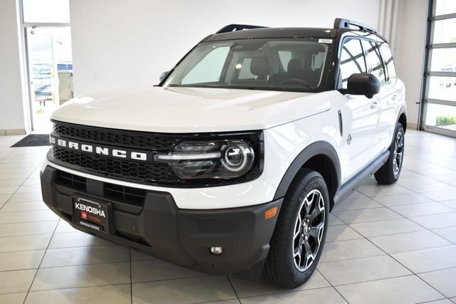 Used 2025 White Ford Outer Banks image 4