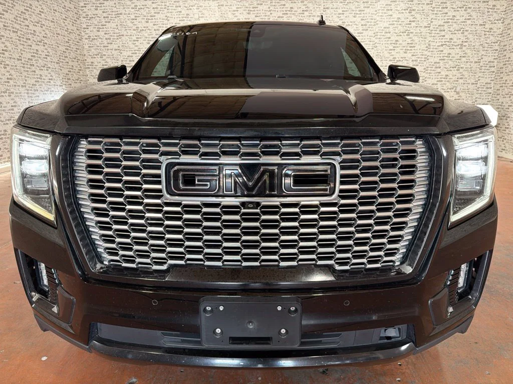 Used 2021 Black GMC Denali image 2