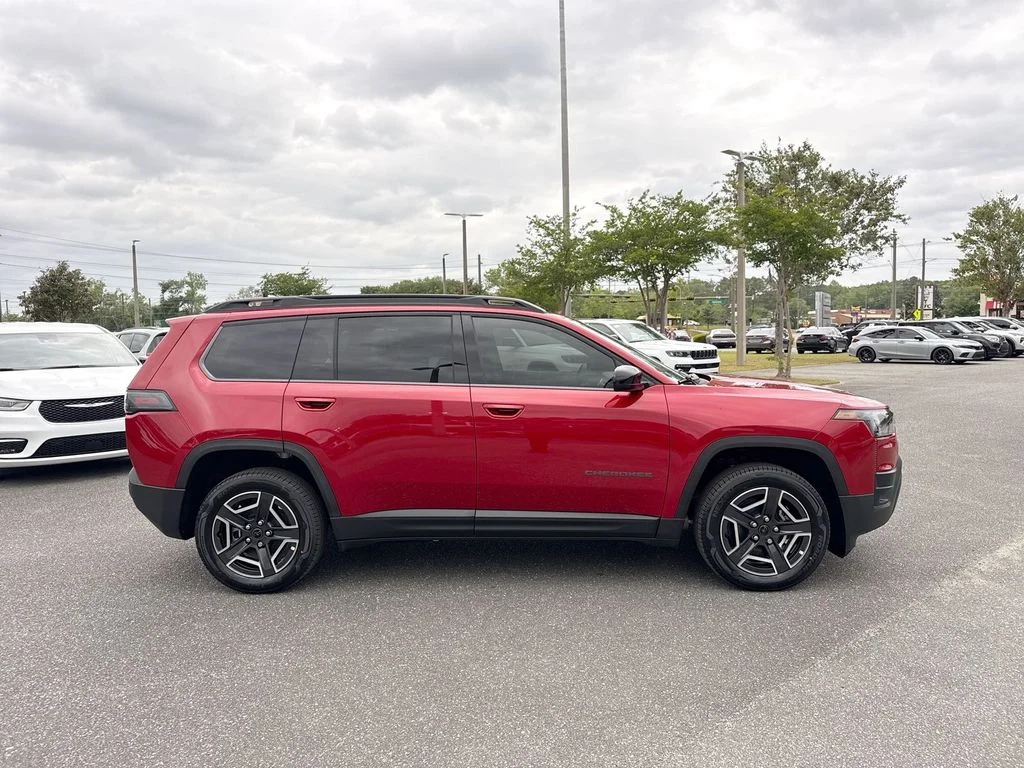 New 2026 Red Hot Pearl-Coat Exterior Paint Jeep Laredo image 2
