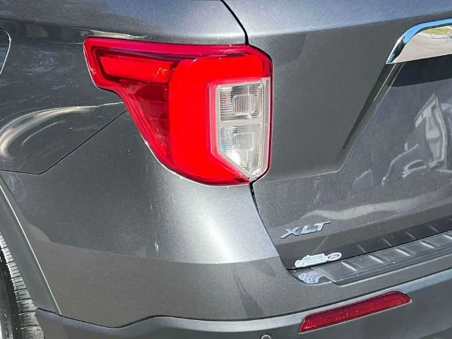 Used 2023 Gray Metallic Ford XLT image 10