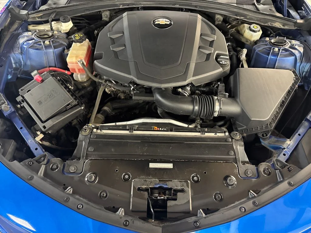 Used 2018 Blue Chevrolet 2LT image 10