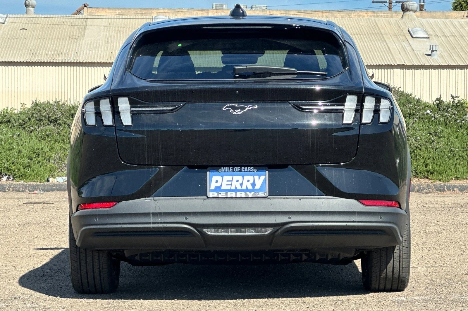 New 2026 Shadow Black Ford Select image 4