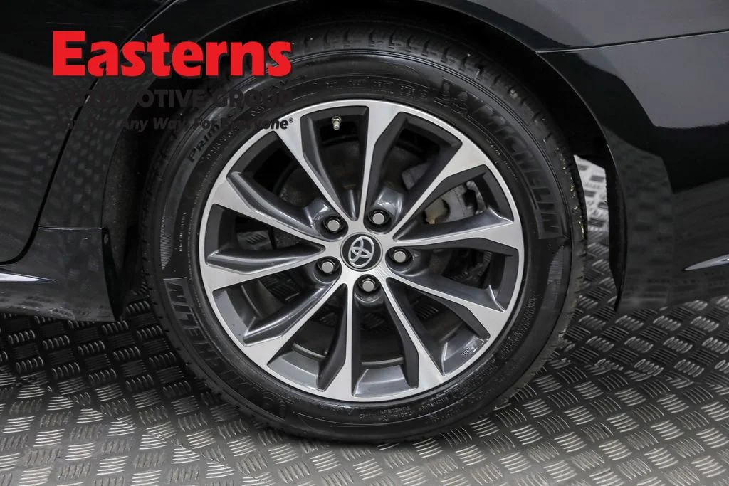 Used 2018 Black Toyota Limited image 31
