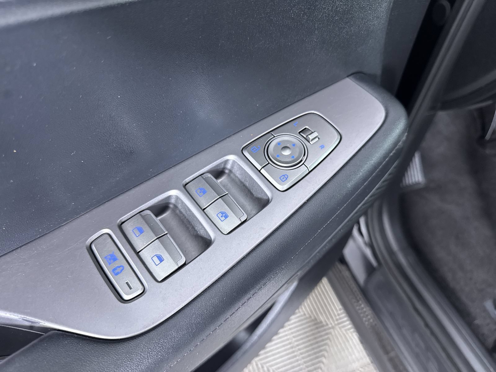 Used 2025 Abyss Black Pearl Hyundai XRT image 20