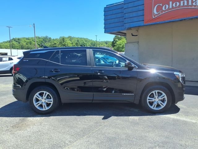 Used 2023 Black GMC SLE image 3