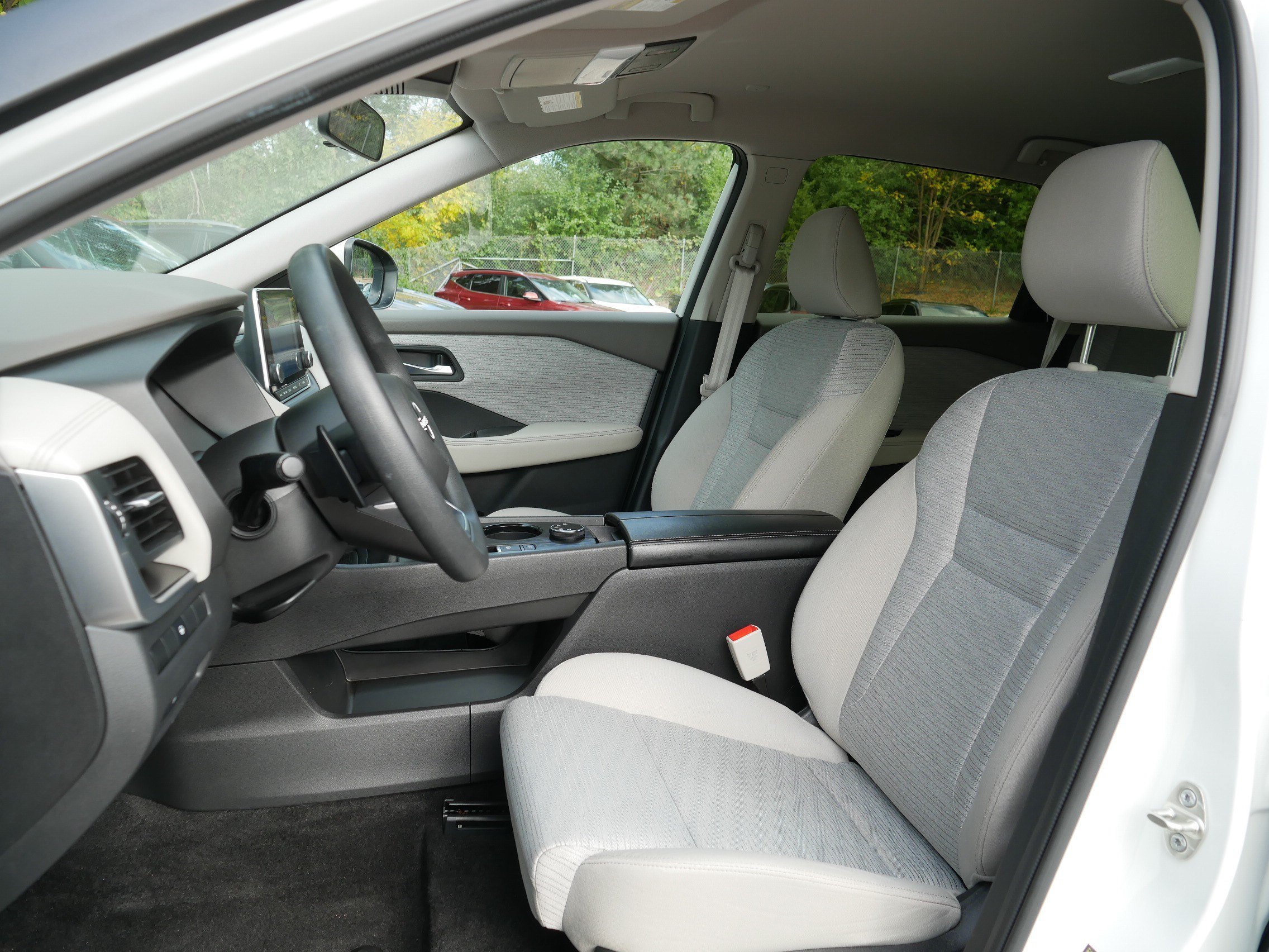 Certified Used 2023 Pearl White Tricoat Nissan SV image 34