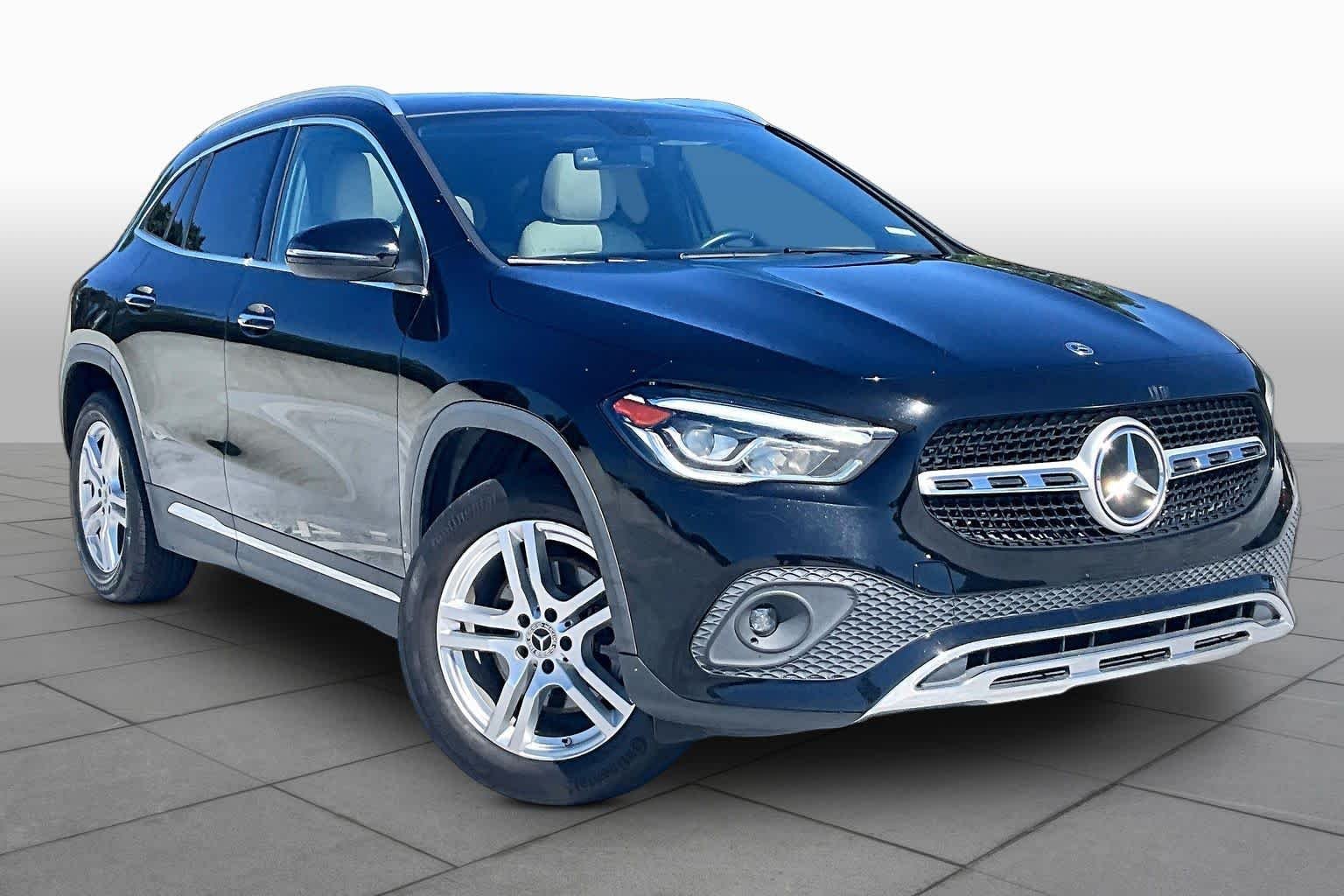 Used 2021 Night Black Mercedes-Benz GLA 250 image 3