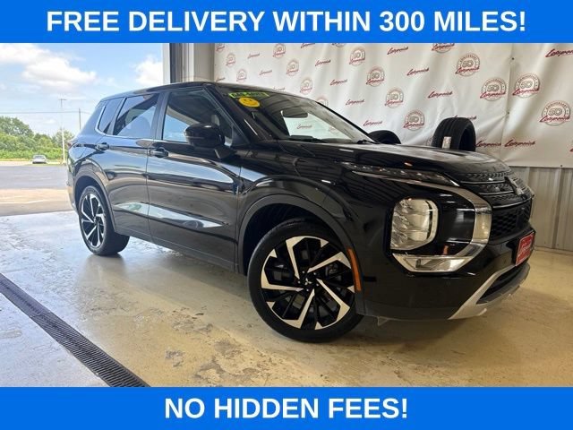 Used 2024 Mitsubishi Outlander SE with VIN JA4J3VA8XRZ068872 for sale in Kansas City