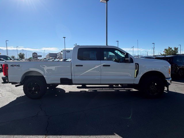 Used 2024 Oxford White Ford XL image 38
