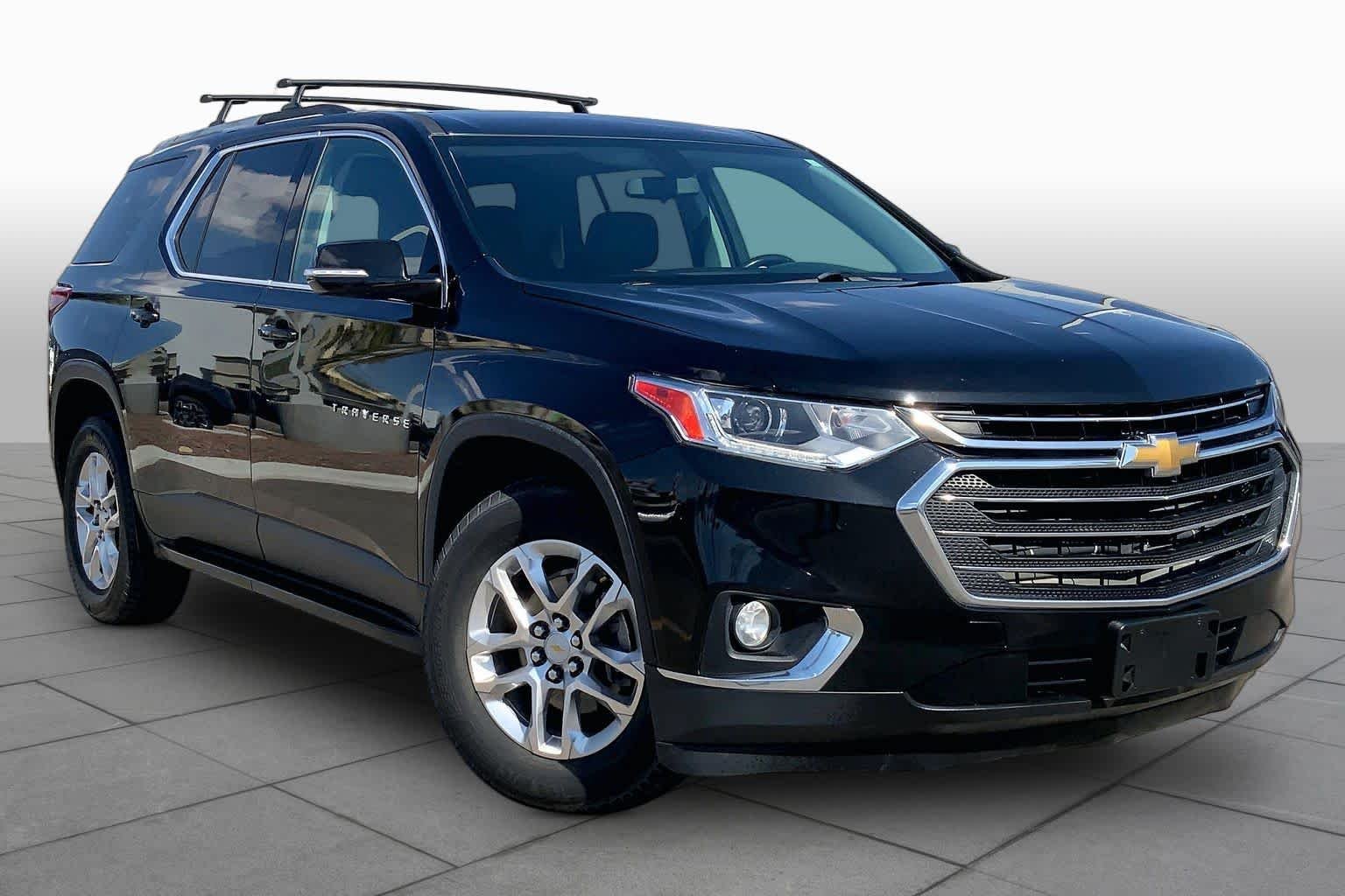 Used 2018 Mosaic Black Metallic Chevrolet LT Cloth image 3