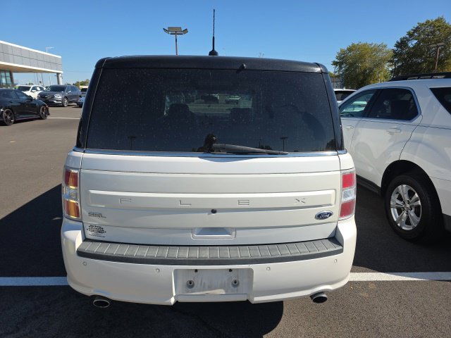 Used 2015 White Platinum Clearcoat Metallic Ford SEL image 3