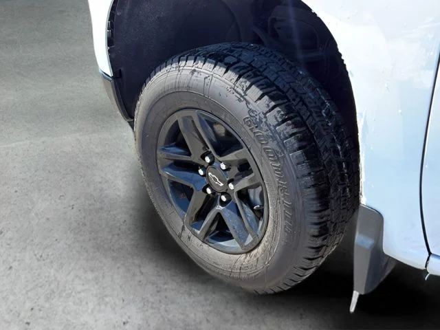 Used 2024 White Chevrolet LT Trail Boss image 27