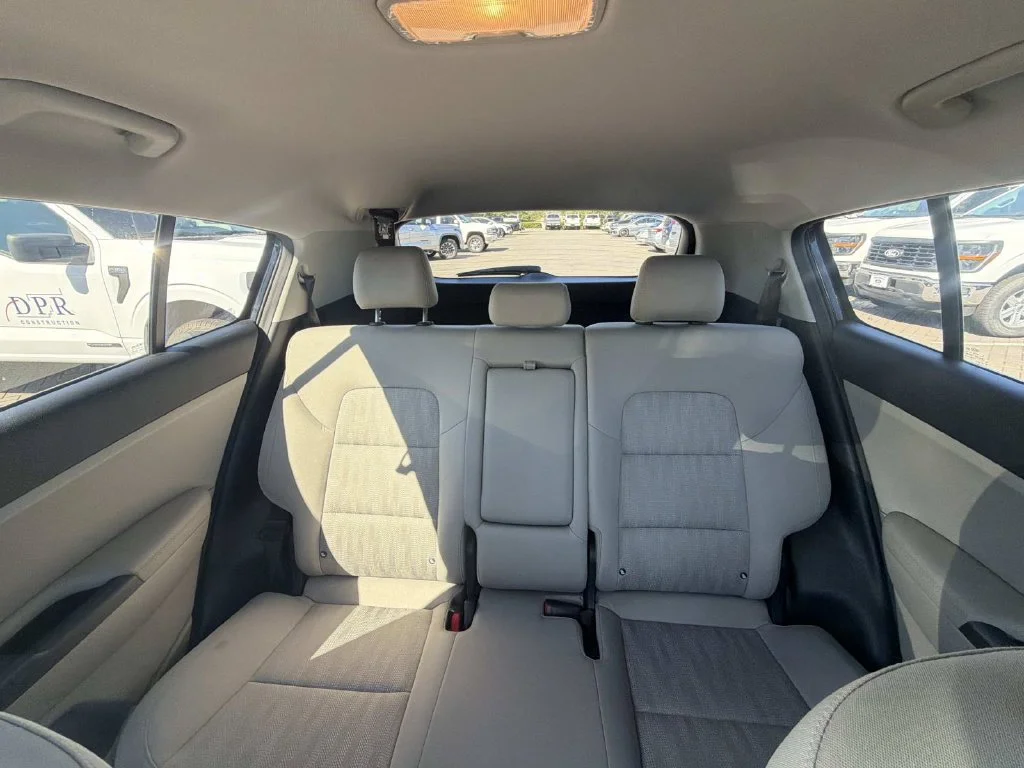 Used 2020 Red Kia LX image 25