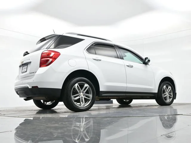 Used 2016 SUMMIT WHITE Chevrolet LTZ image 28