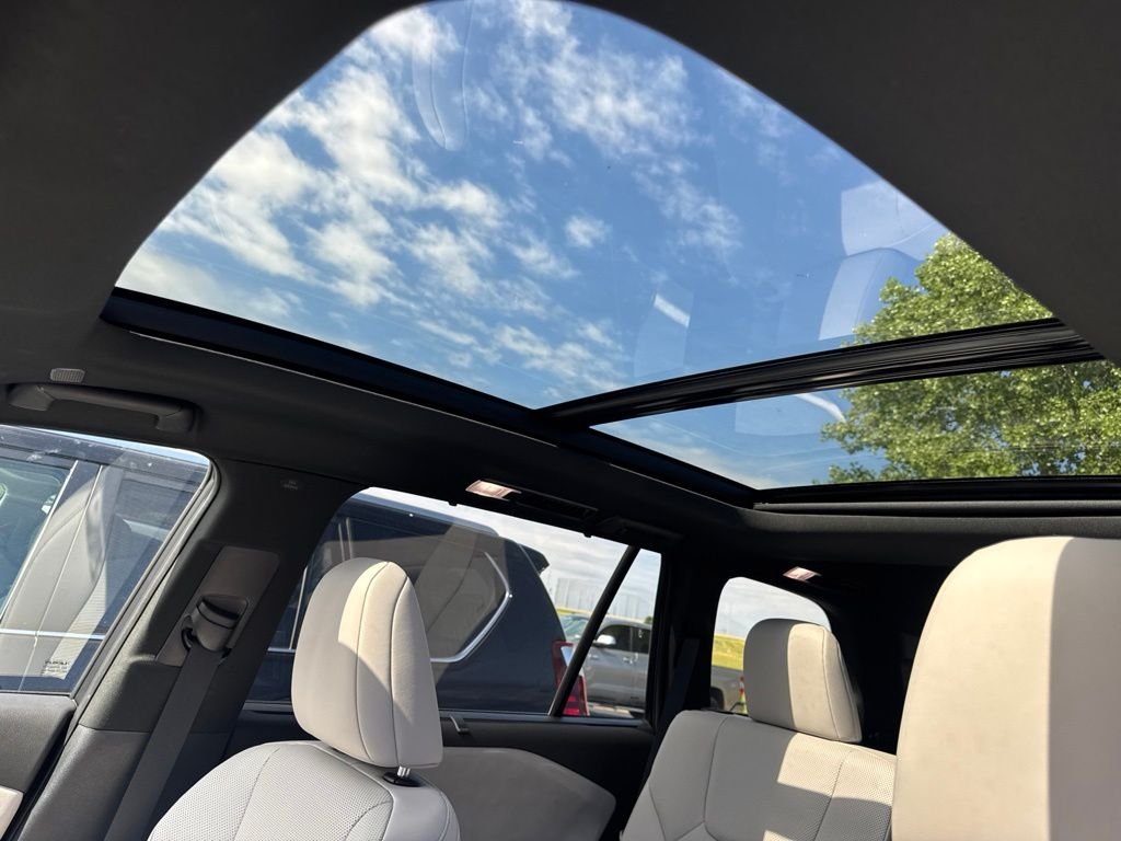 Certified Used 2025 Silver Lexus 350 Premium image 16
