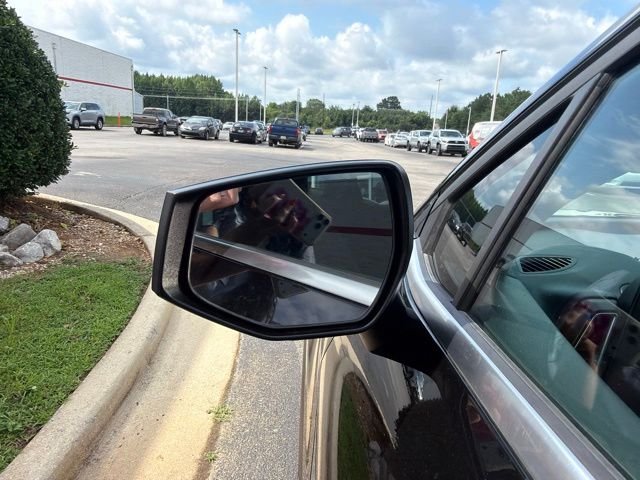 Used 2024 Black Kia LX image 22