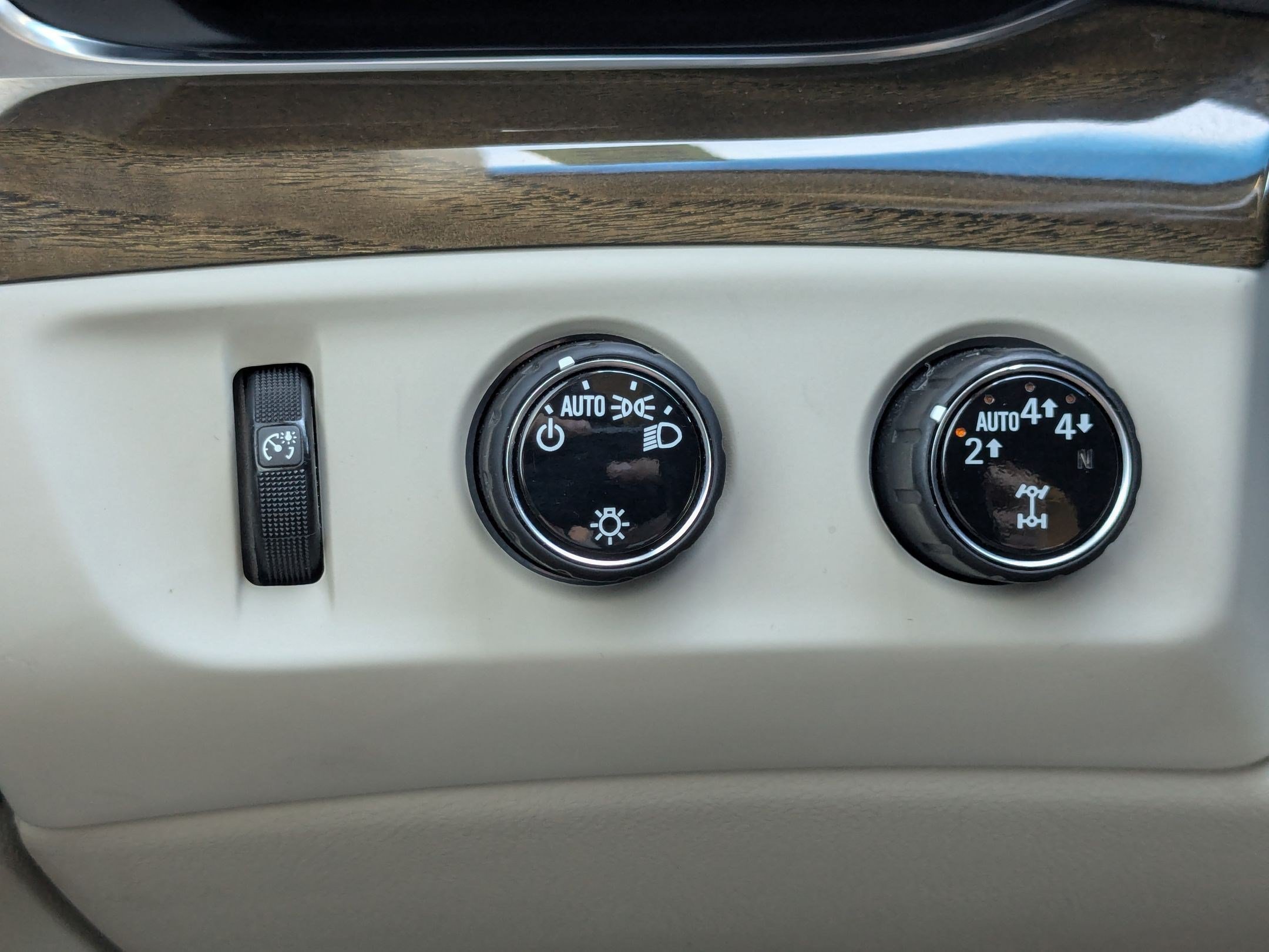 2020 Cadillac Escalade ESV Luxury - Photo 18