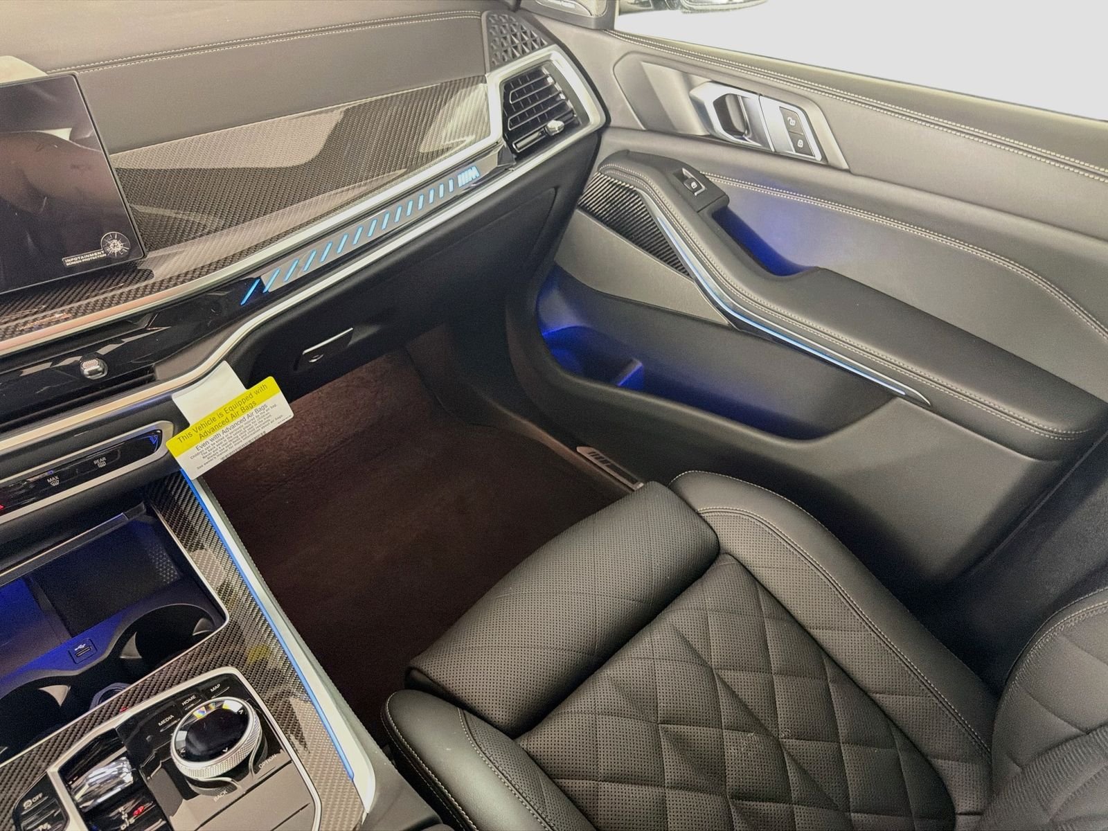 2026 BMW X5 M60i - Photo 25
