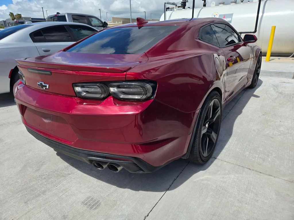Used 2021 Red Chevrolet 1LT image 2