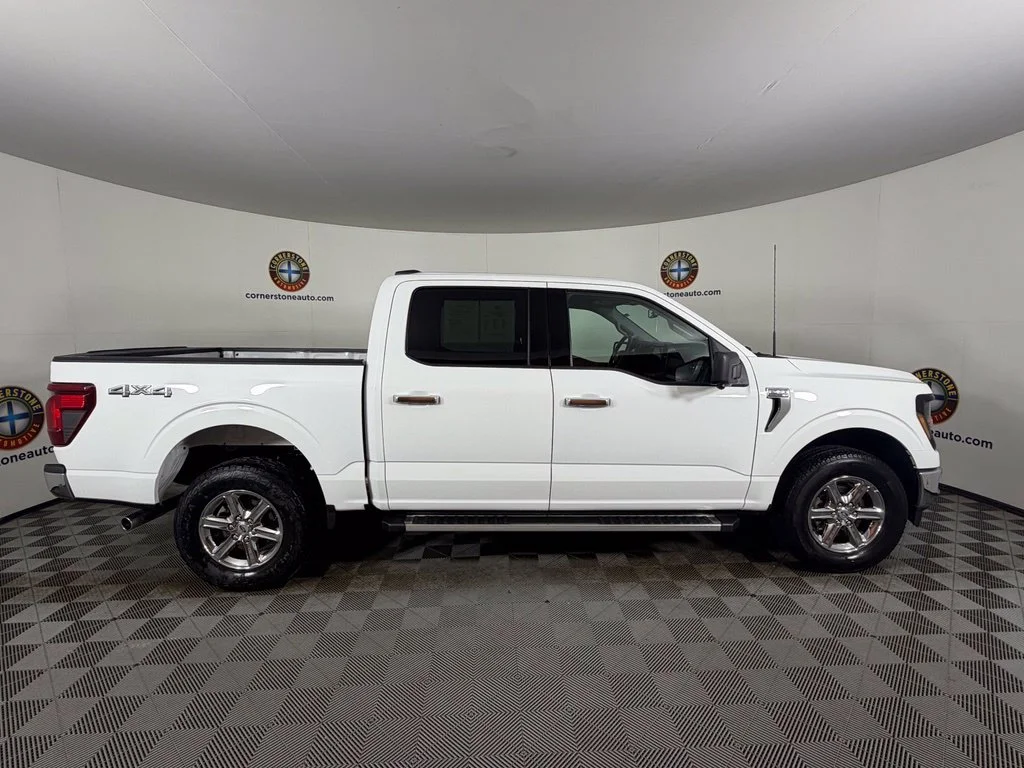 Used 2024 White Ford XLT image 18