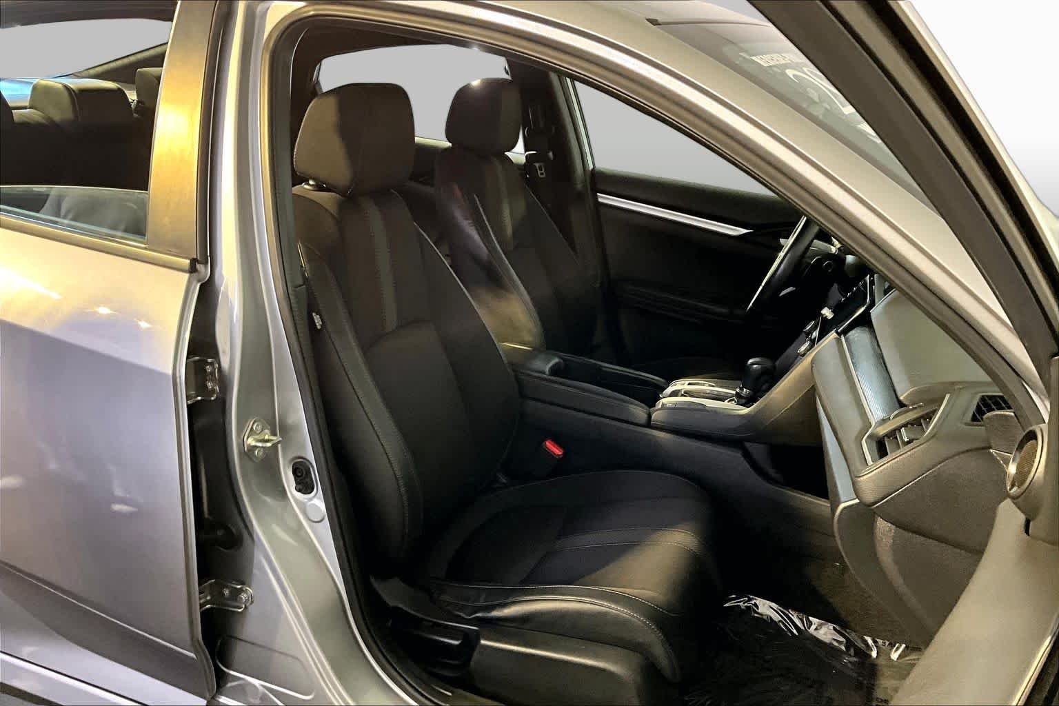 Used 2020 Lunar Silver Metallic Honda Sport image 8