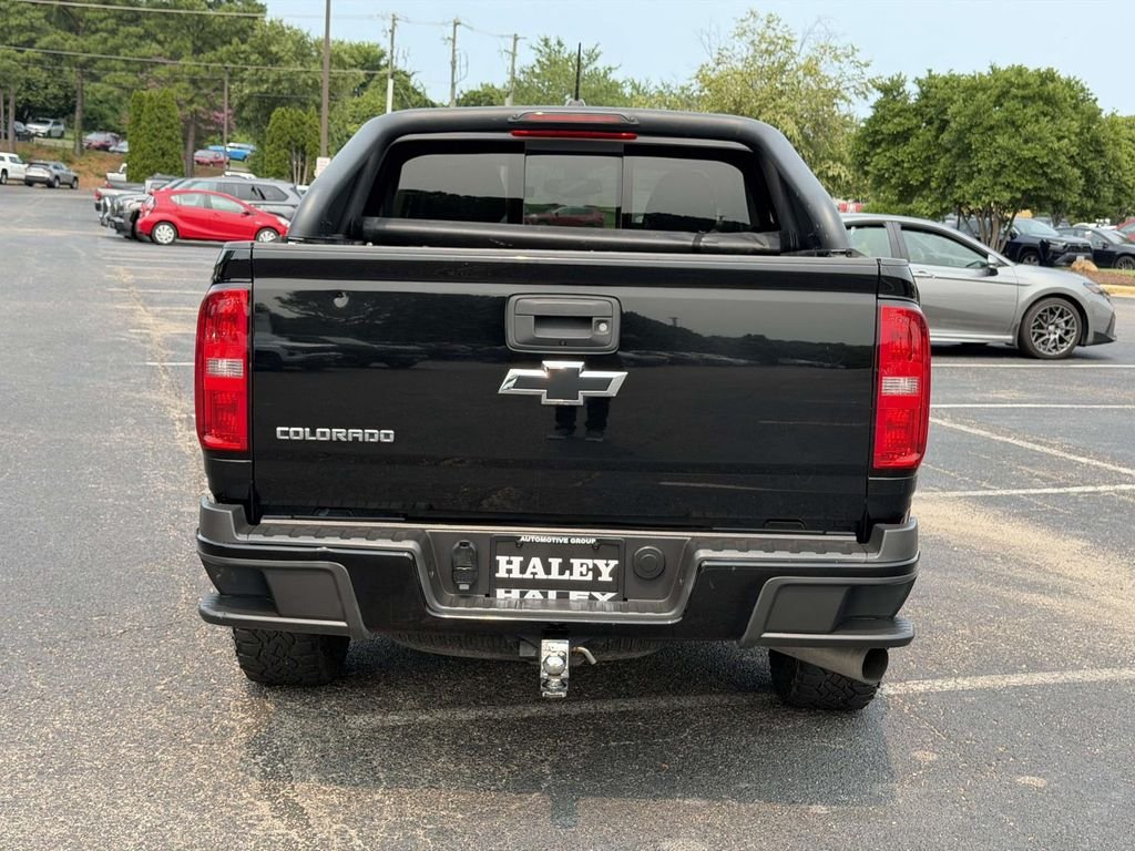 Used 2016 Black Chevrolet Z71 image 20