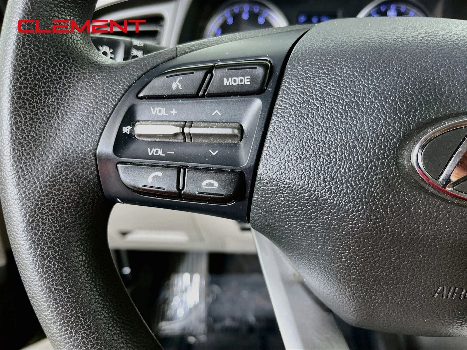 Used 2020 Black Hyundai SEL image 14