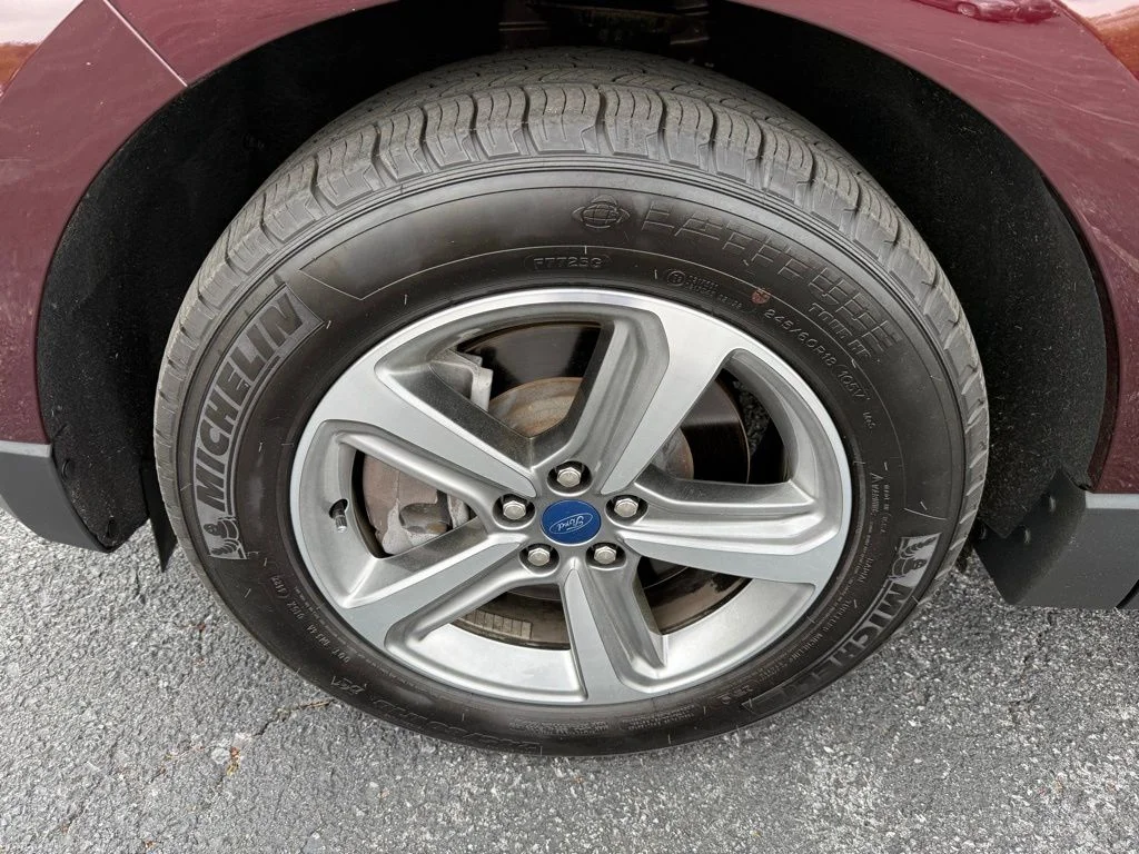 Certified Used 2022 Red Ford SEL image 10
